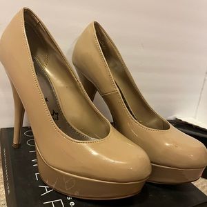 Patent Leather Nude Pump. Size 8.5 US. Brash Brand.